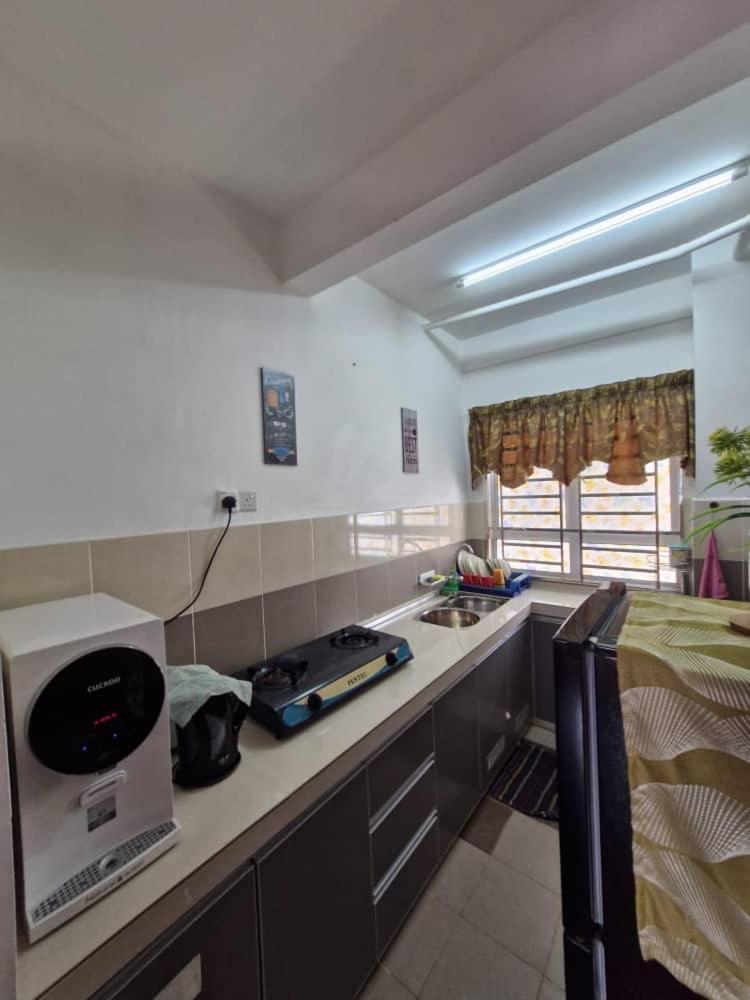 קואלה טרנגאנו Anggerik Camelia Homestay Apartment Ladang Tok Pelam מראה חיצוני תמונה