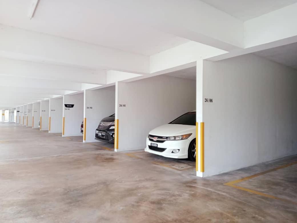 קואלה טרנגאנו Anggerik Camelia Homestay Apartment Ladang Tok Pelam מראה חיצוני תמונה